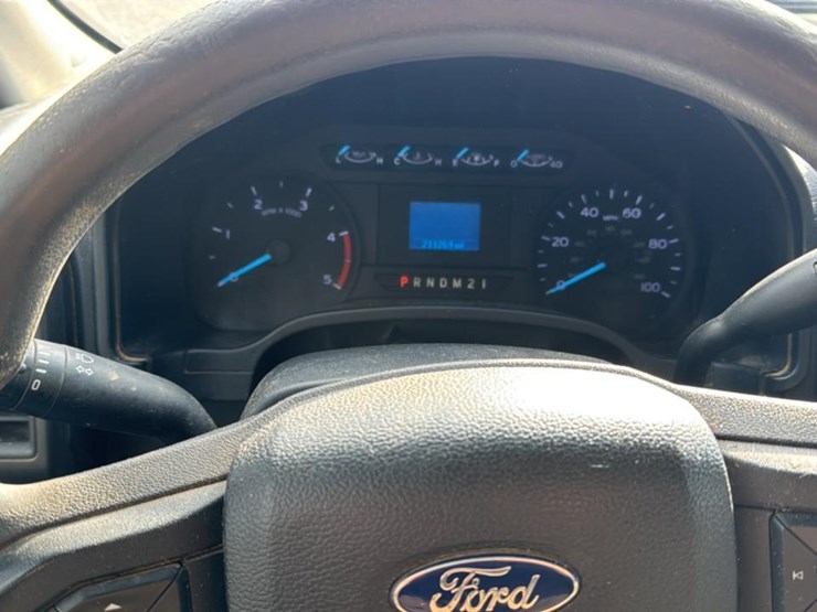 2019-ford-f350-image-34