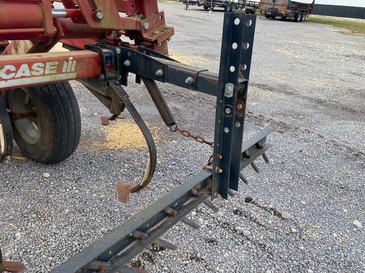 case-ih-4300-image-57