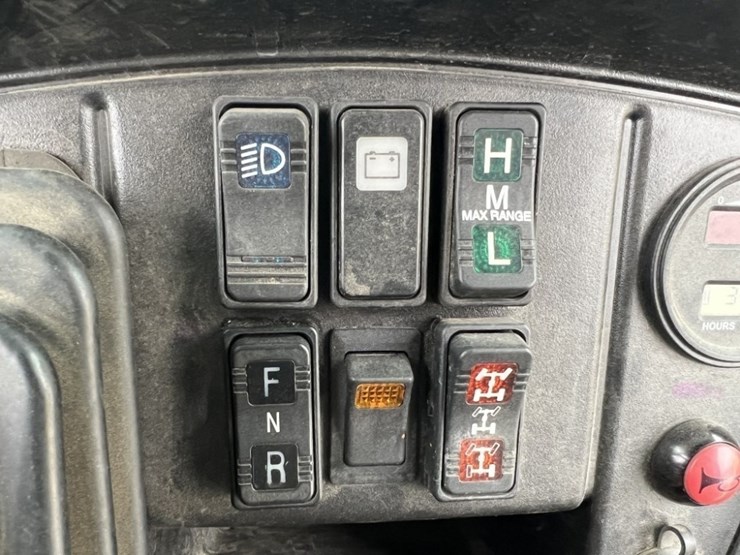 2010-polaris-ranger-ev-image-17