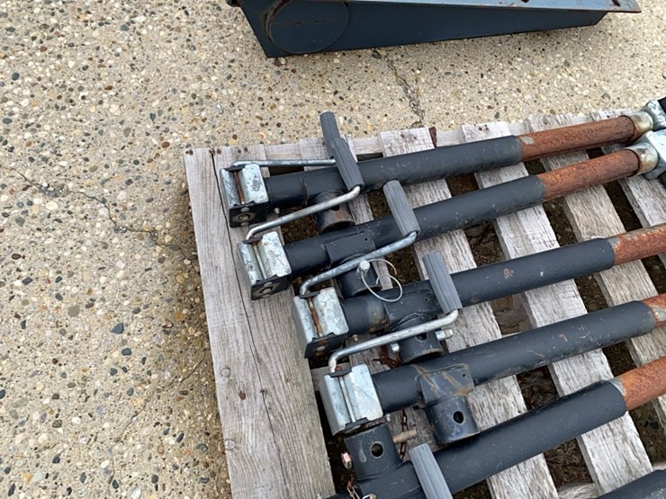 6---implement-jacks-image-7