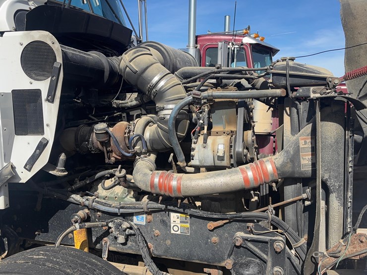 2002-kenworth-t800-image-15