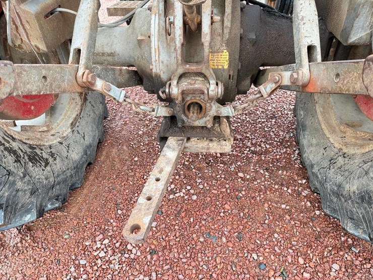 massey-ferguson-165-image-17