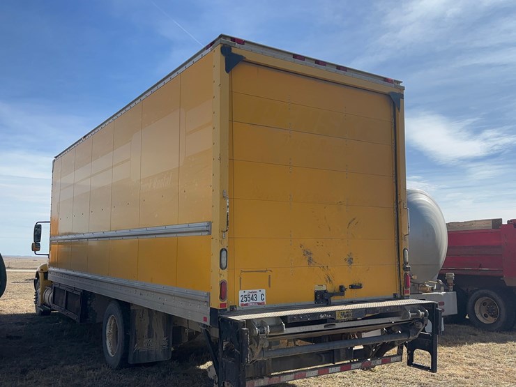 2012-international-box-truck-image-6