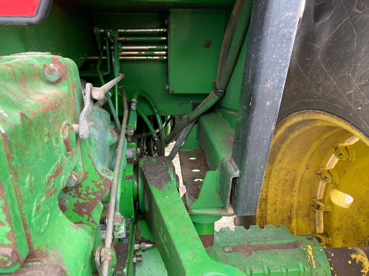john-deere-4640-image-33