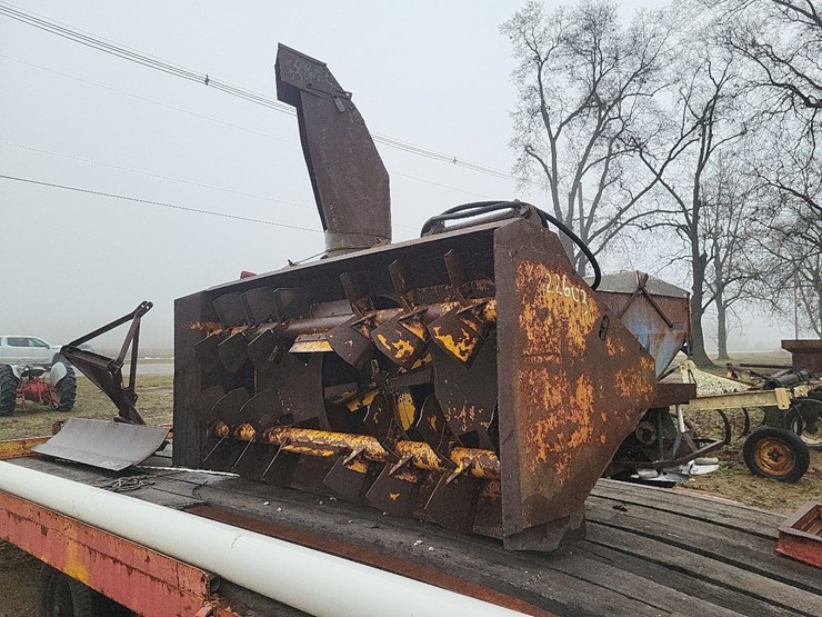 lorenze-double-auger-snowblower-image-6