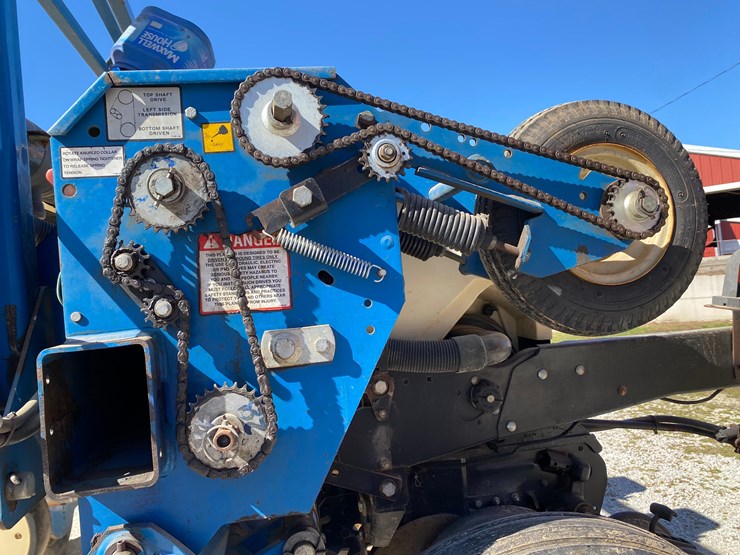 2009-kinze-3600-image-62
