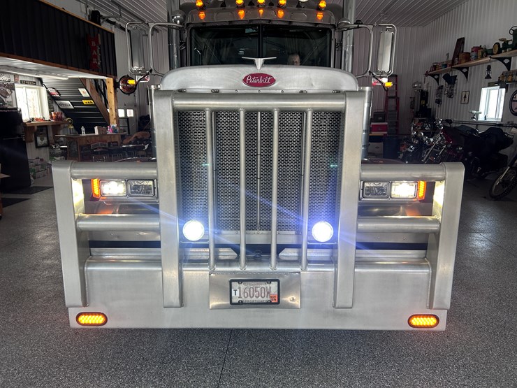 peterbilt-379-image-139