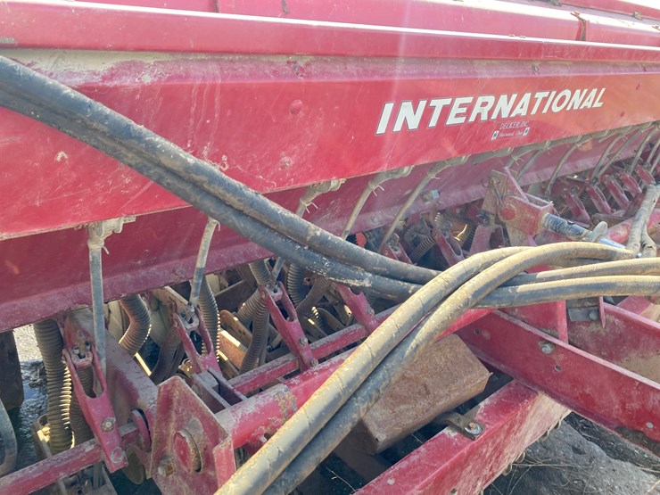 international-6200-image-15