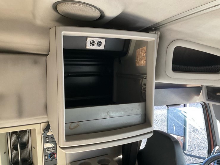 2007-unknown-volvo-image-112