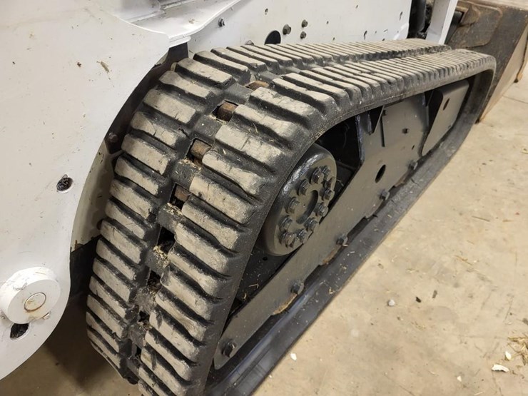 2012-bobcat-t190-image-25