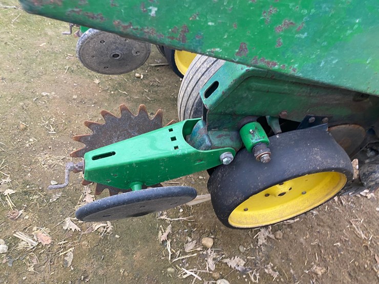john-deere-7000-image-30