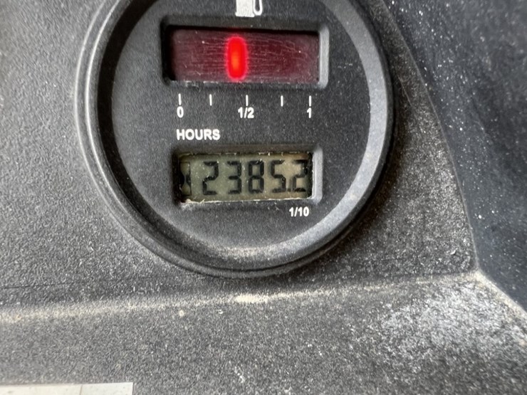 2015-club-car-carryall-1700-image-20