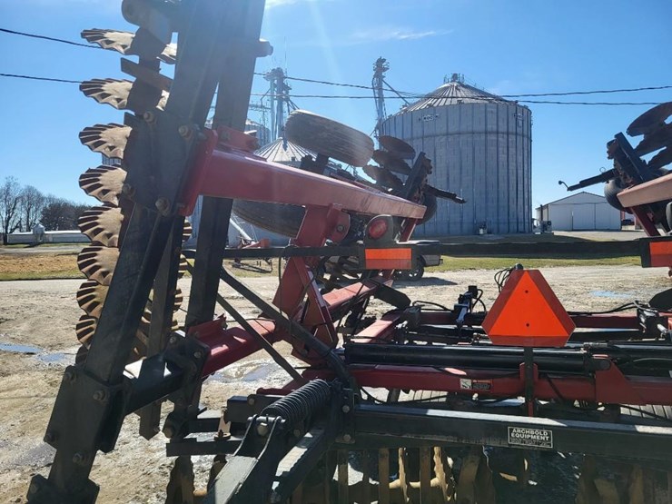 case-ih-true-tandem-330-turbo-image-47