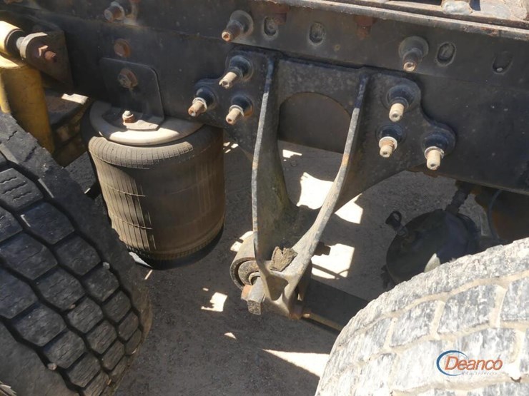 2003-international-9200i-image-5