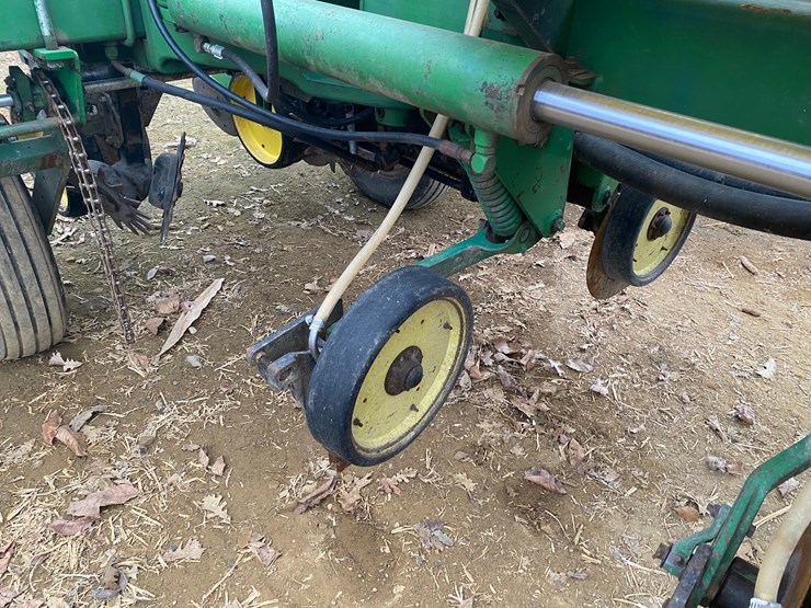 john-deere-7000-image-25