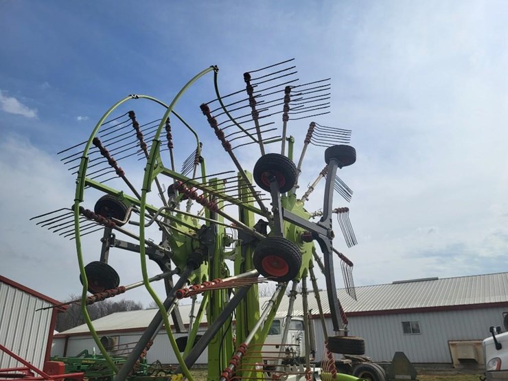 2017-claas-liner-2900-image-12