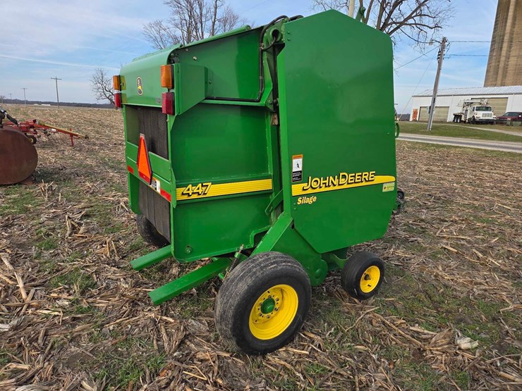 john-deere-447-image-3