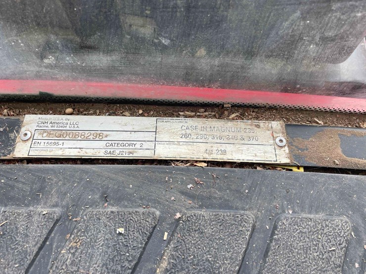 case-ih-magnum-340-image-27