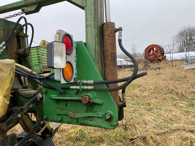 kinze-24-row-planter-image-19