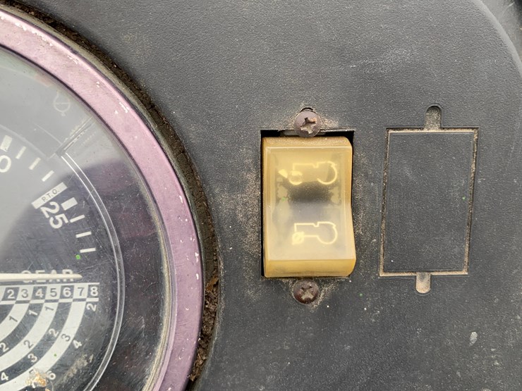 john-deere-2940-image-49