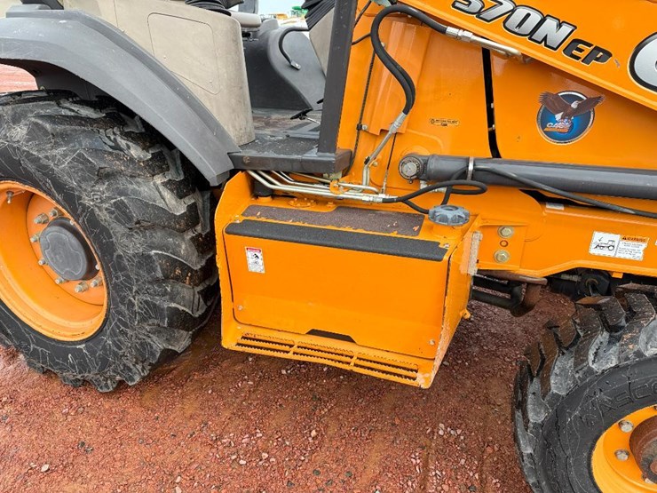 case-570n-xt-image-11