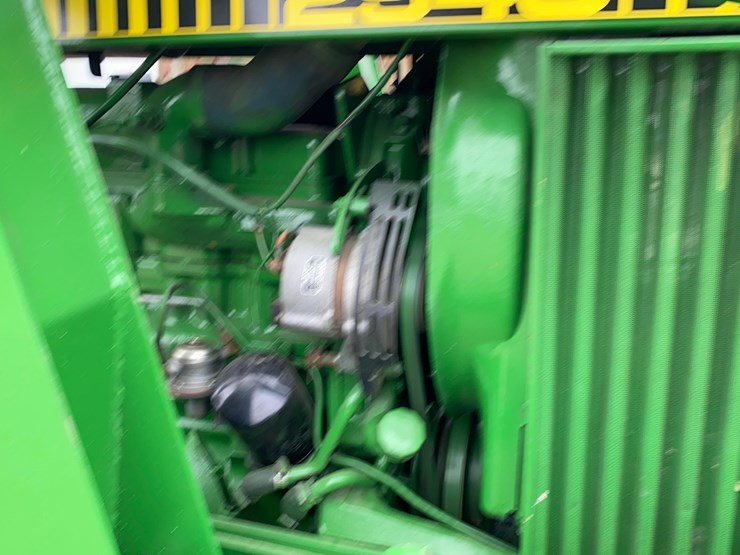 john-deere-2940-image-13