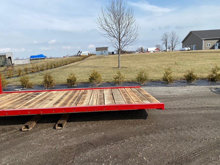 new---8’-x-16’-native-wood-hay-rack-with-standard-image-8