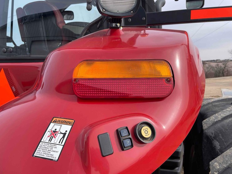 case-ih-magnum-340-image-52