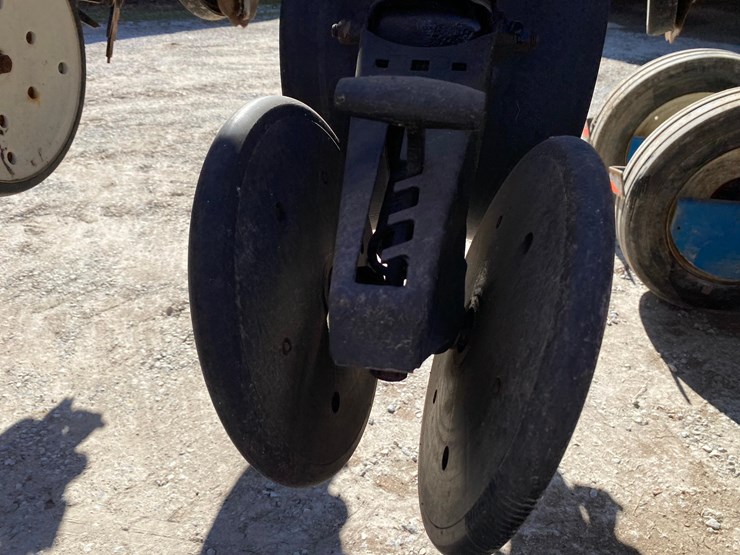 2009-kinze-3600-image-47