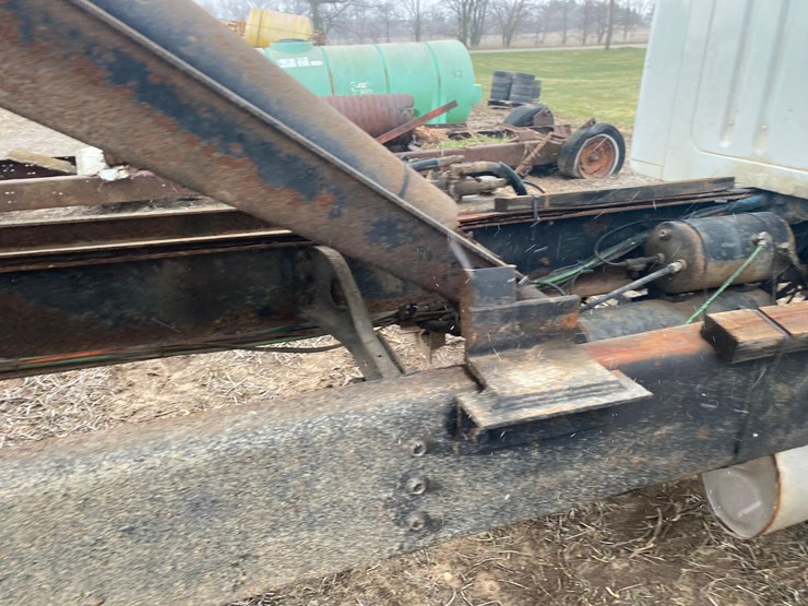 1998-case-ih-4900-image-20