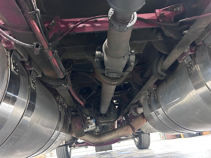 peterbilt-379-image-125