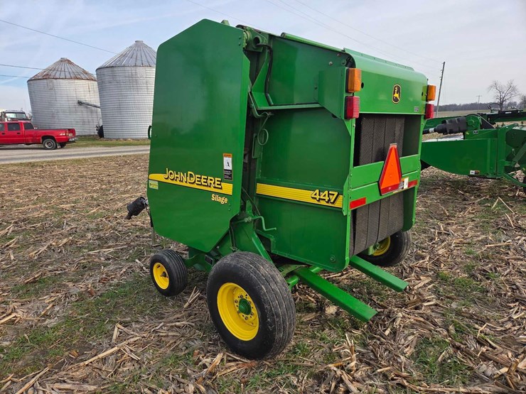 john-deere-447-image-22