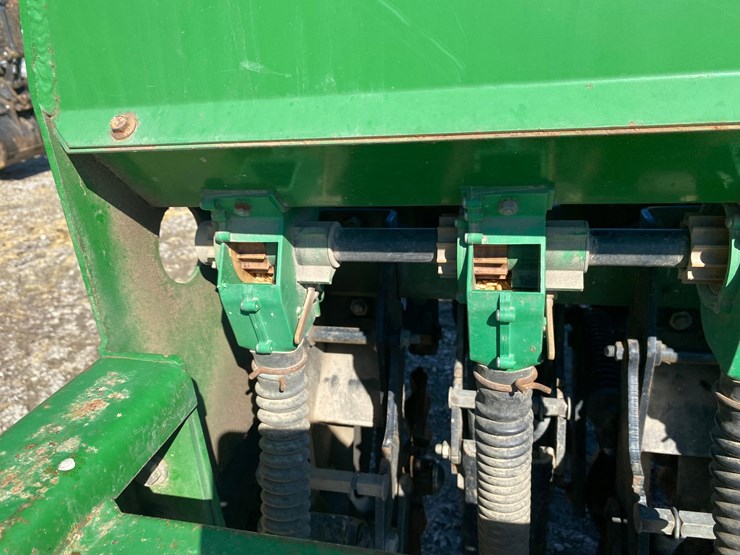 great-plains-solid-stand-30-image-76