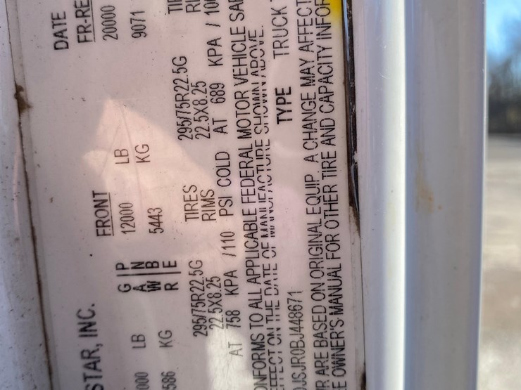 2011-international-prostar-image-69