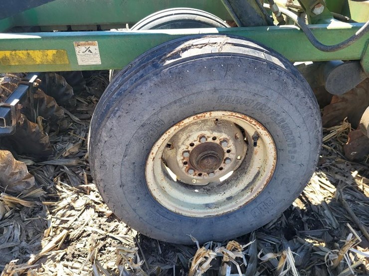 great-plains-2200tt-image-22