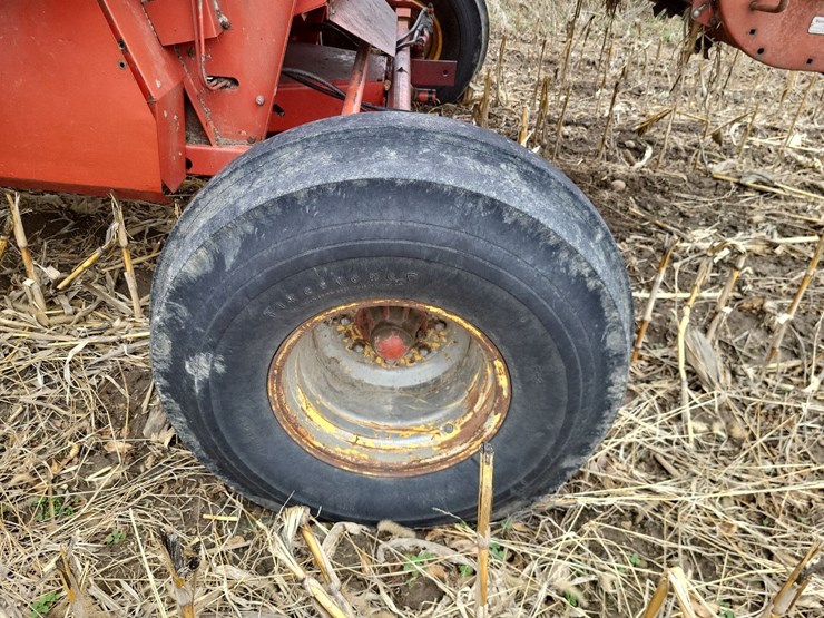 massey-ferguson-750-image-27
