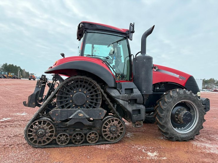 case-ih-magnum-380-rowtrac-image-4