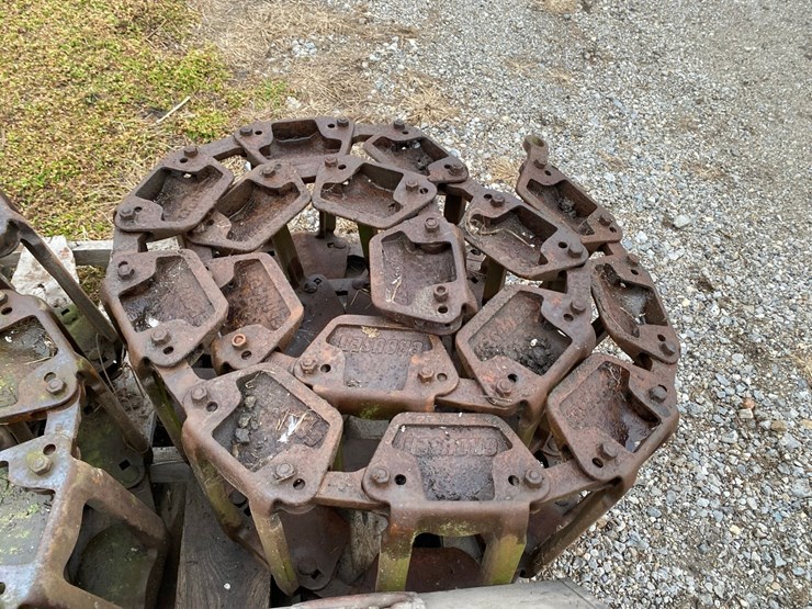 grouser-steel-skidsteer-tracks-image-4