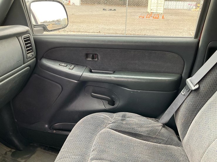 1999-chevrolet-k1500-image-72