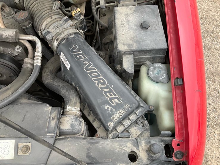 2000-chevrolet-s10-image-55