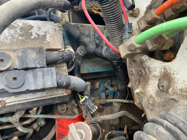 1998-case-ih-4900-image-57