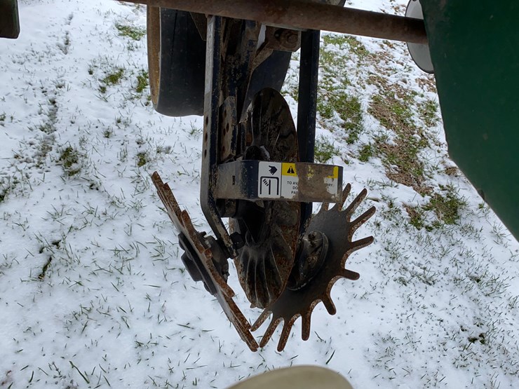 john-deere-7000-image-36