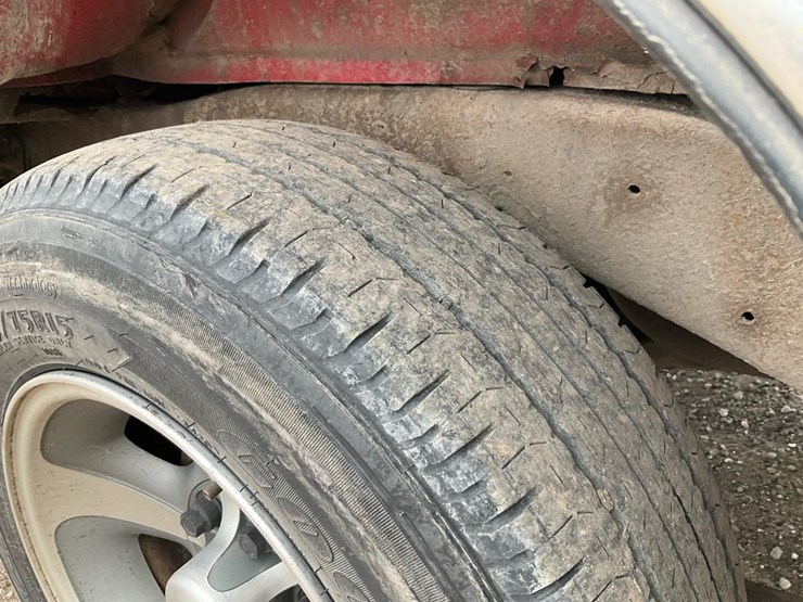 2000-chevrolet-s10-image-36