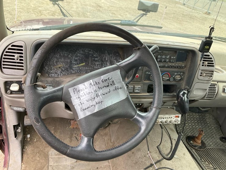 1996-chevrolet-k2500-image-57