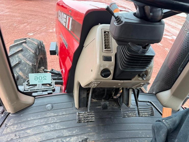 case-ih-magnum-380-rowtrac-image-67
