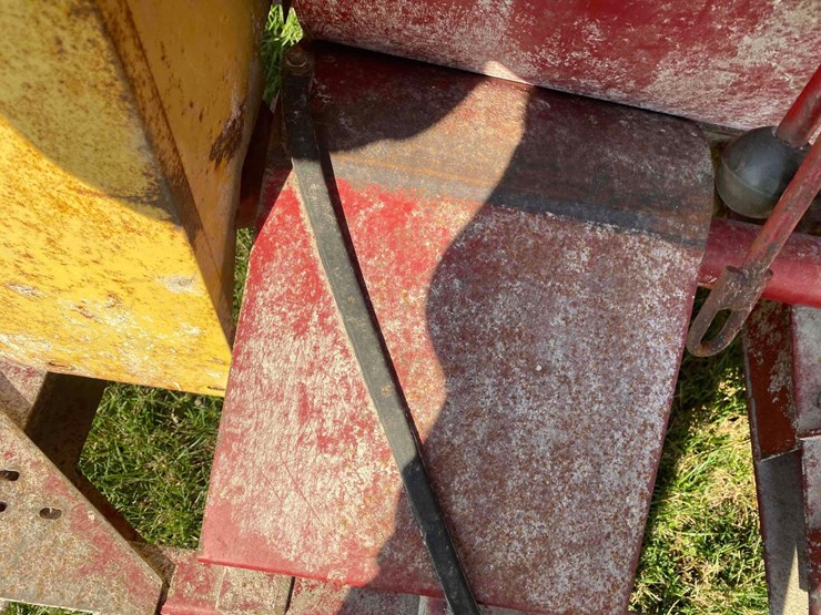 new-holland-357-image-30