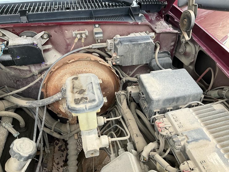 1996-chevrolet-k2500-image-51