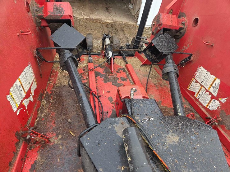 bush-hog-2715-image-27