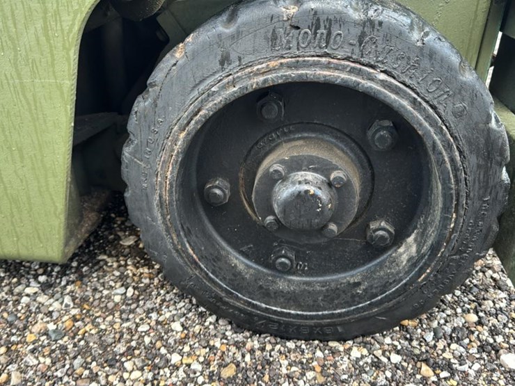 #1357-•-clark-c500-40-forklift*-image-19