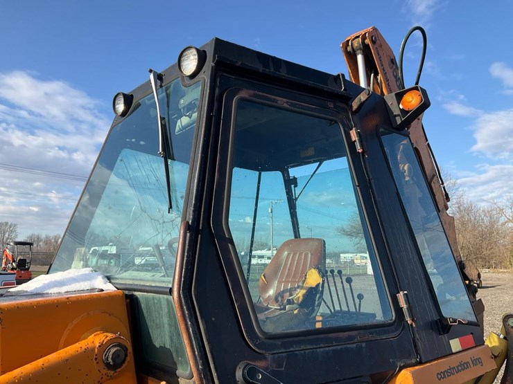 1982-case-580d-image-23